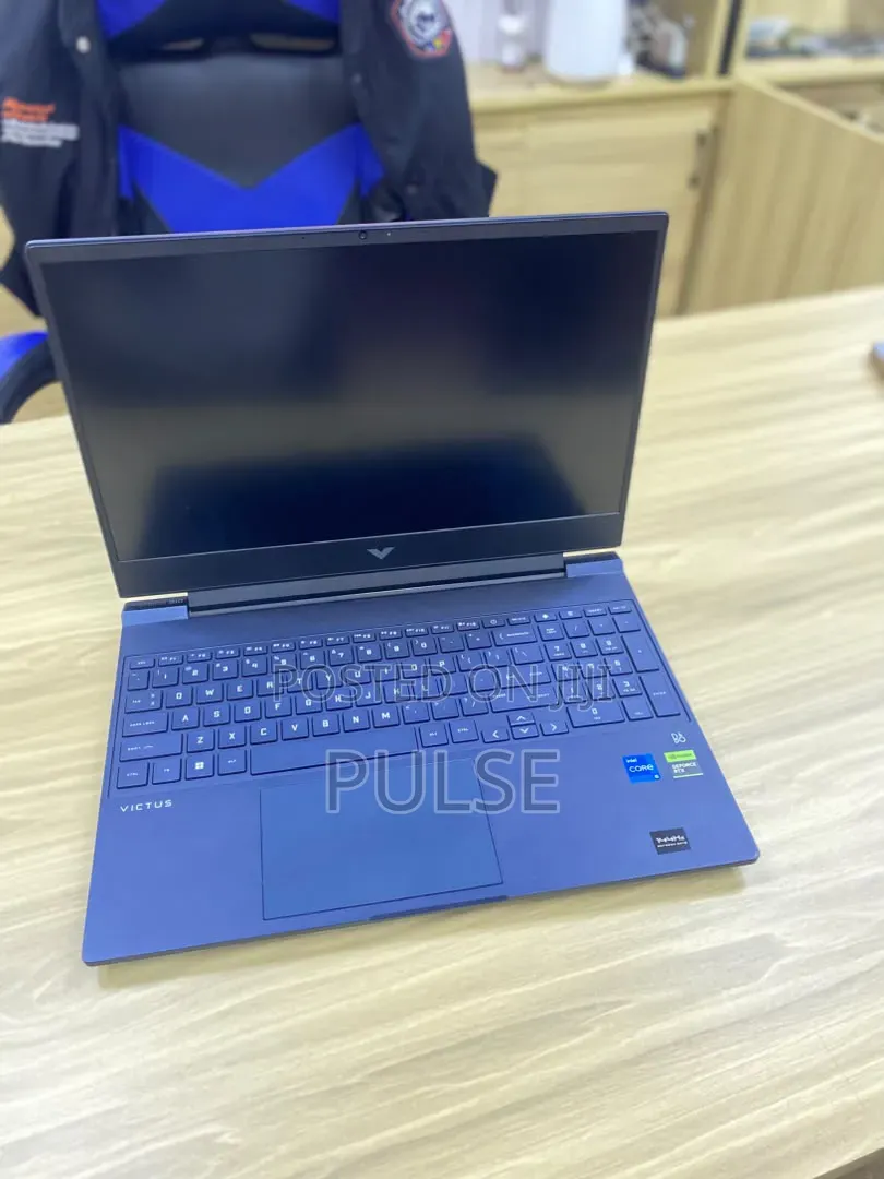Laptop HP Victus 15 16GB Intel Core i5 SSD 1T