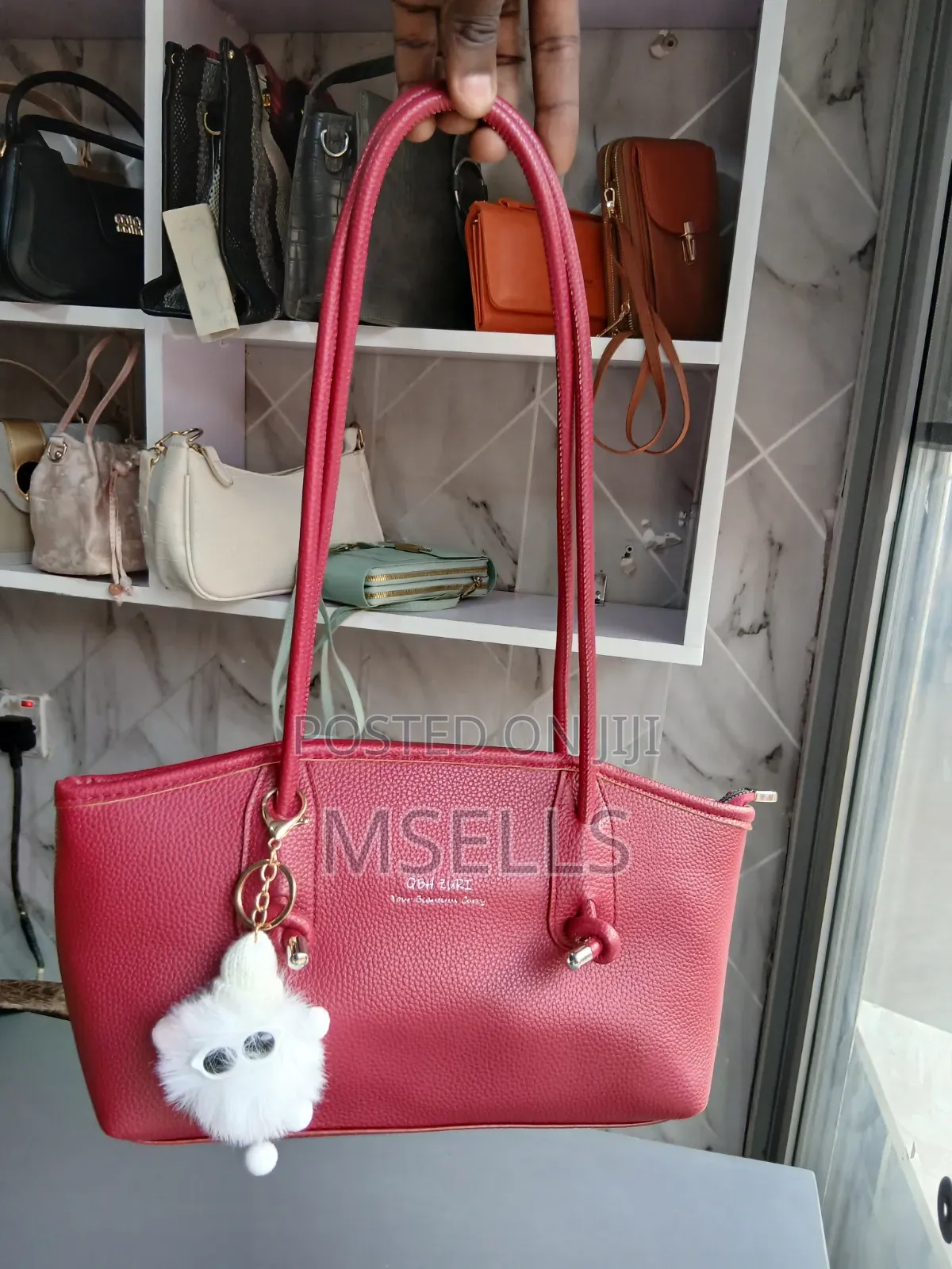 Elongated Shoulder Bag (Red)