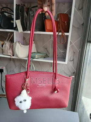 Elongated Shoulder Bag (Red)