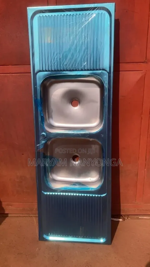 Double Bowl and Single Tray Sink