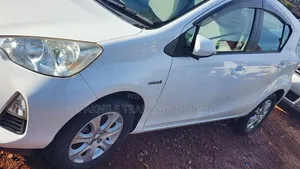 Toyota Aqua 2012 White