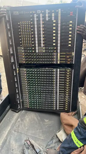 YAMAHA Amplified Dj Mixer