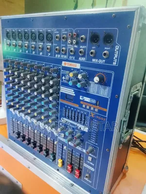 Yamaha Mixer 8 Channels