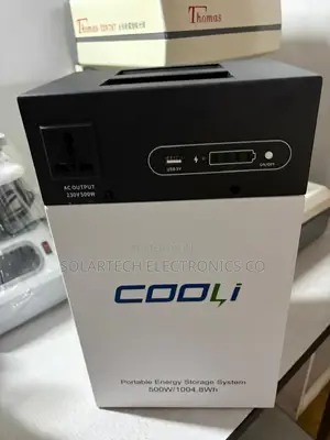 Cooli Portable Solar Generator 1000Wh With LCD Display