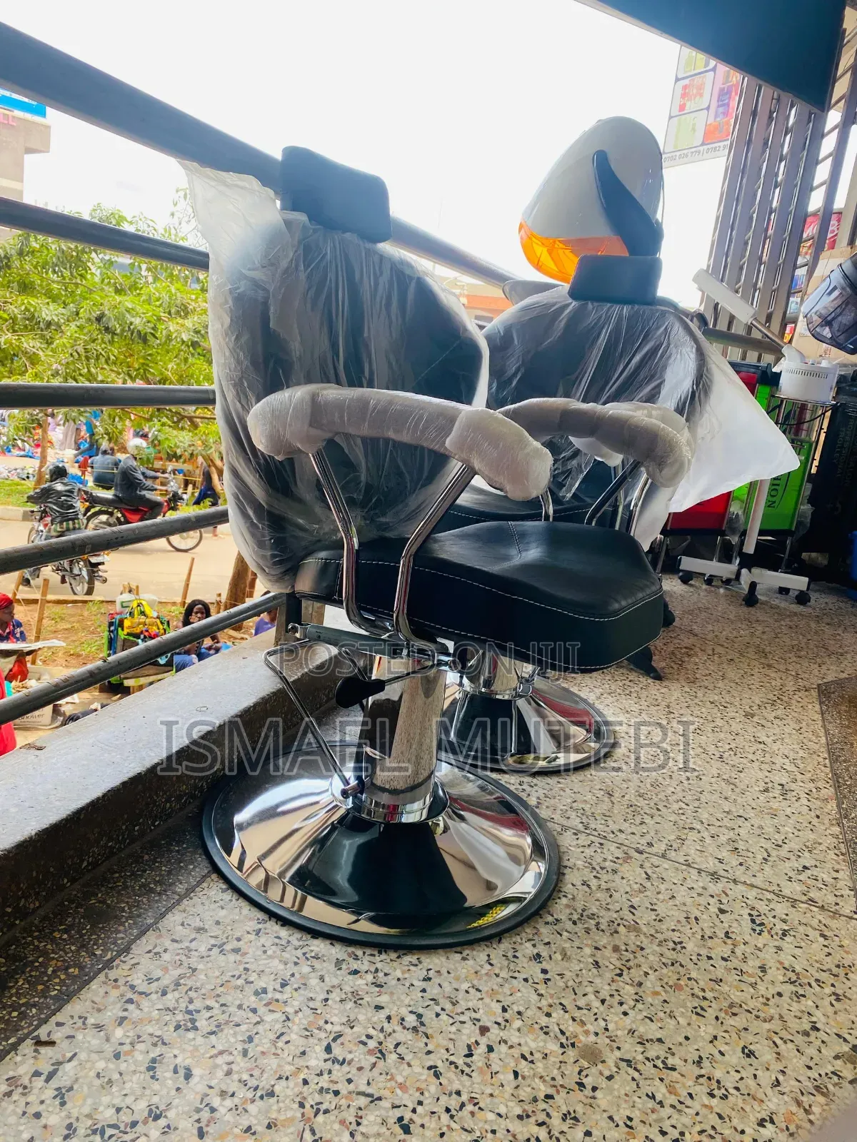 Salon Chair
