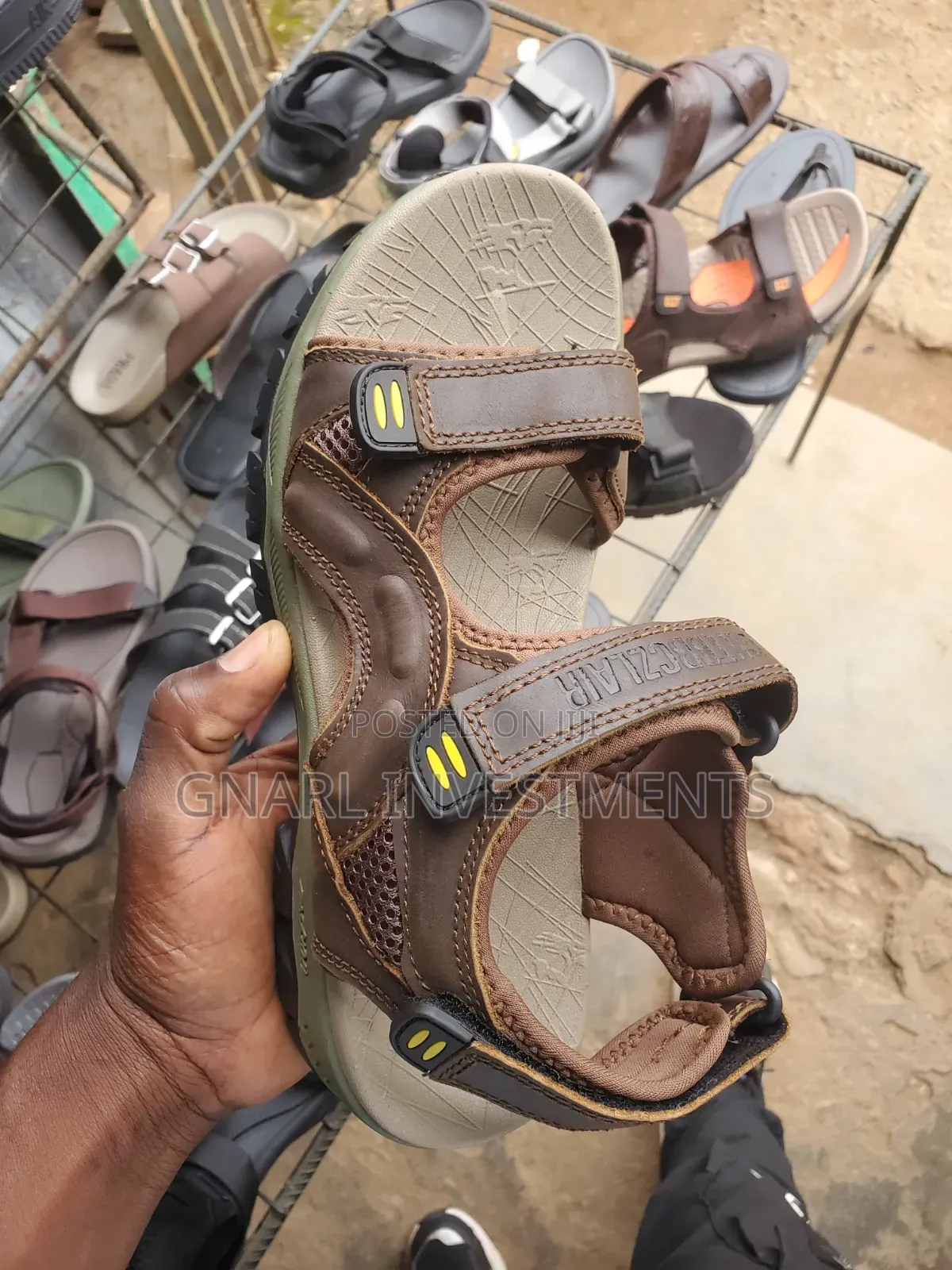 Scholar / Open Shoes Black, Grey Brown