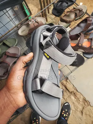 Teva Opens / Scholars Shoes