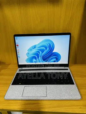 New HP Pavilion Gaming Laptop 15-dk2xxx 8GB Intel Core i7 SSD 256GB