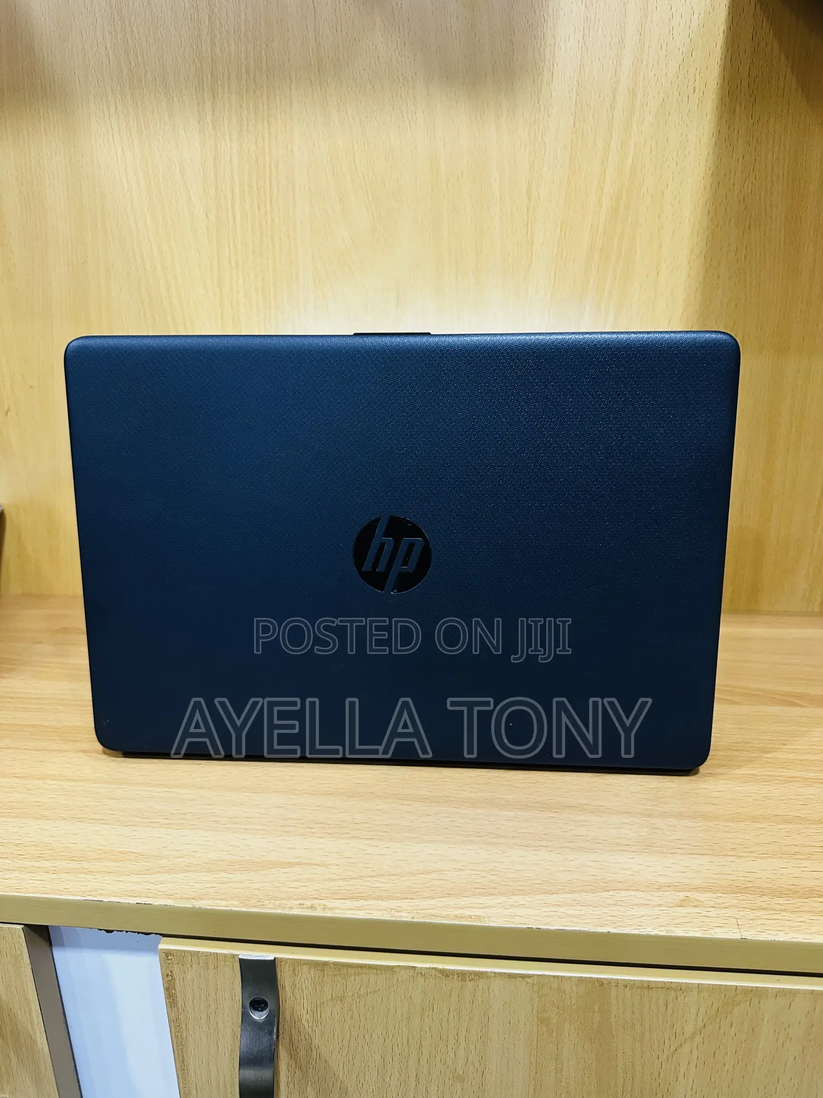 New Laptop HP 250 G8 8GB Intel Core i5 SSD 256GB