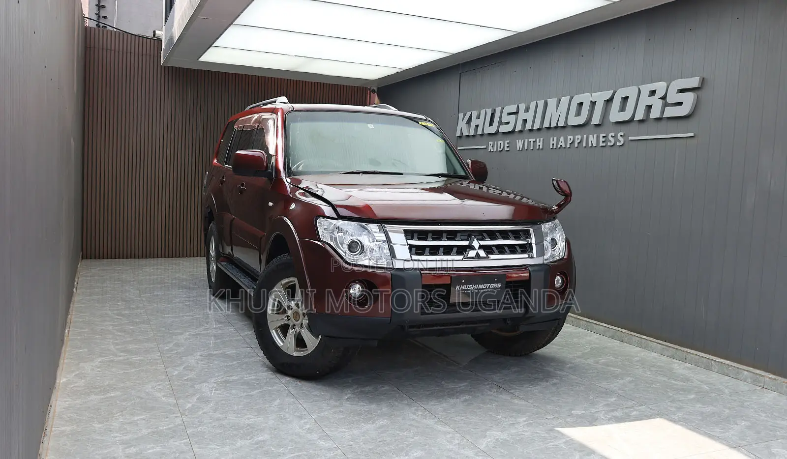 Mitsubishi Pajero 2011 Red