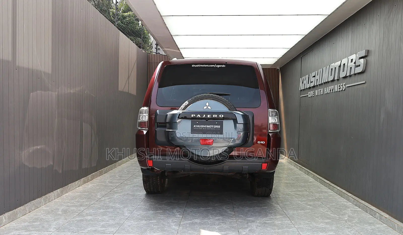 Mitsubishi Pajero 2011 Red
