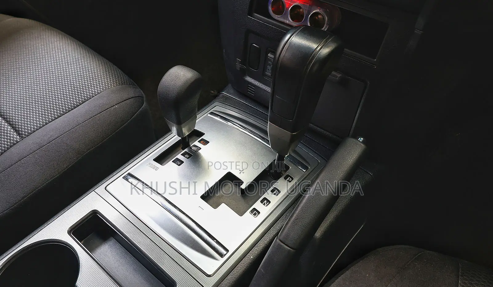 Mitsubishi Pajero 2011 Red