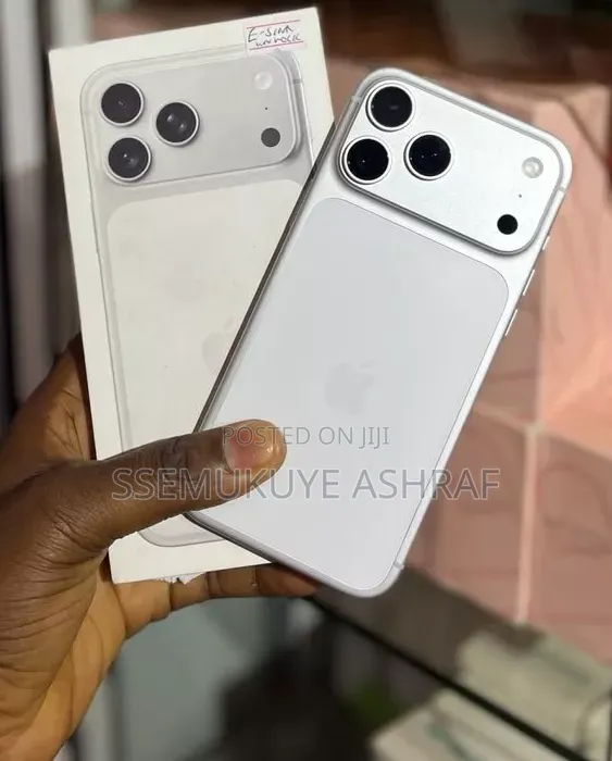 New Apple iPhone 17 Pro Max 256 GB Silver