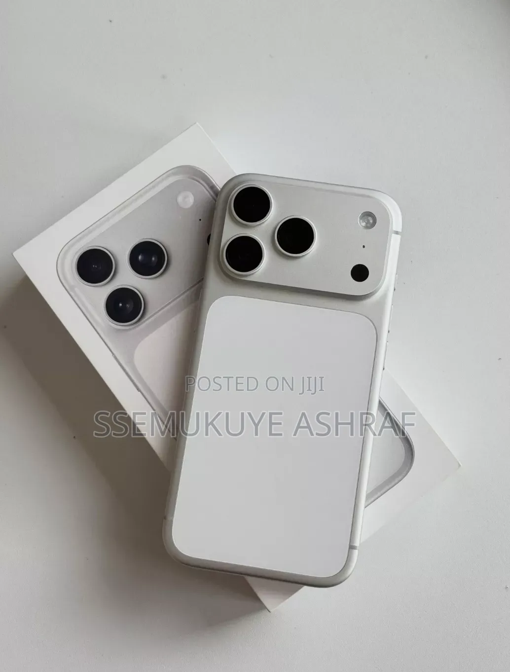 New Apple iPhone 17 Pro Max 256 GB White