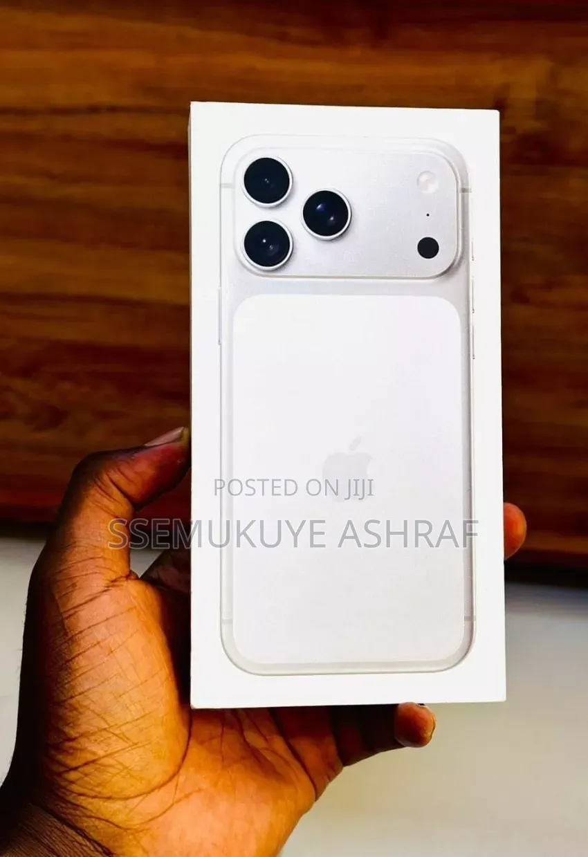 New Apple iPhone 17 Pro Max 256 GB White