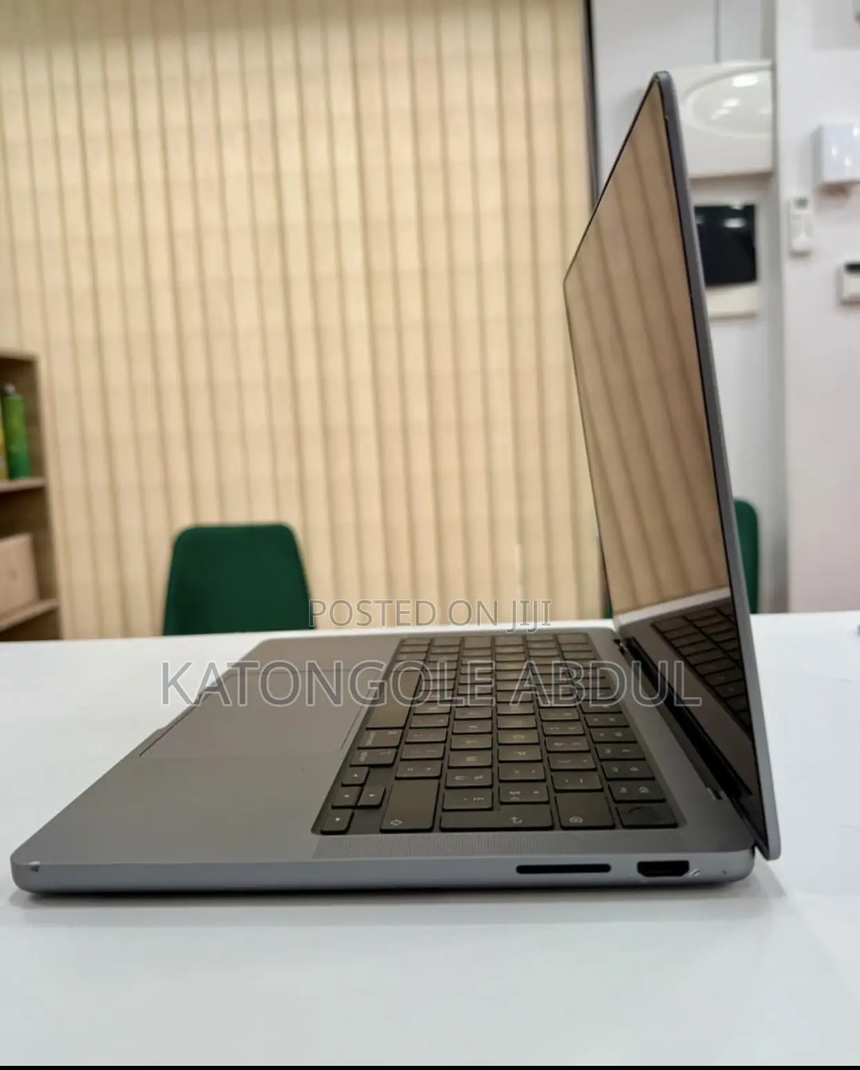 Laptop Apple MacBook Pro 2023 M3 16GB Intel Core M3 SSD 1T