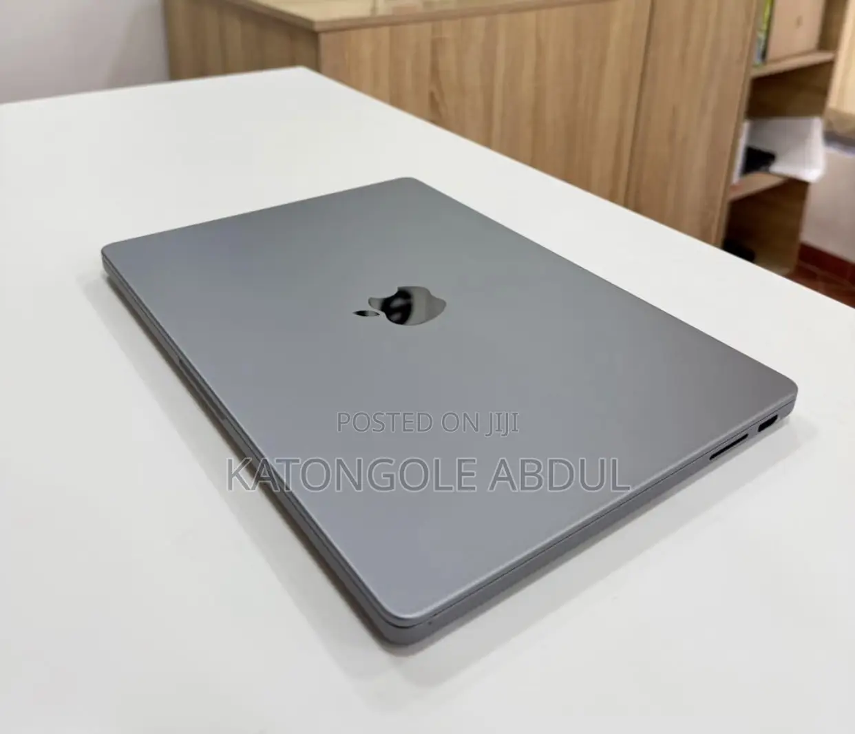 Laptop Apple MacBook Pro 2023 M3 16GB Intel Core M3 SSD 1T