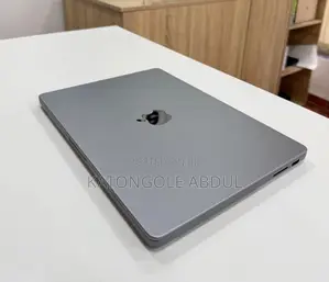 Laptop Apple MacBook Pro 2023 M3 16GB Intel Core M3 SSD 1T