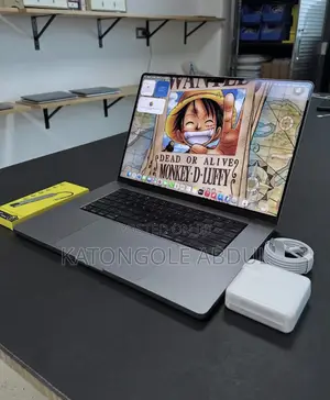 New Laptop Apple MacBook Pro 16GB Apple M1 Pro SSD 512GB