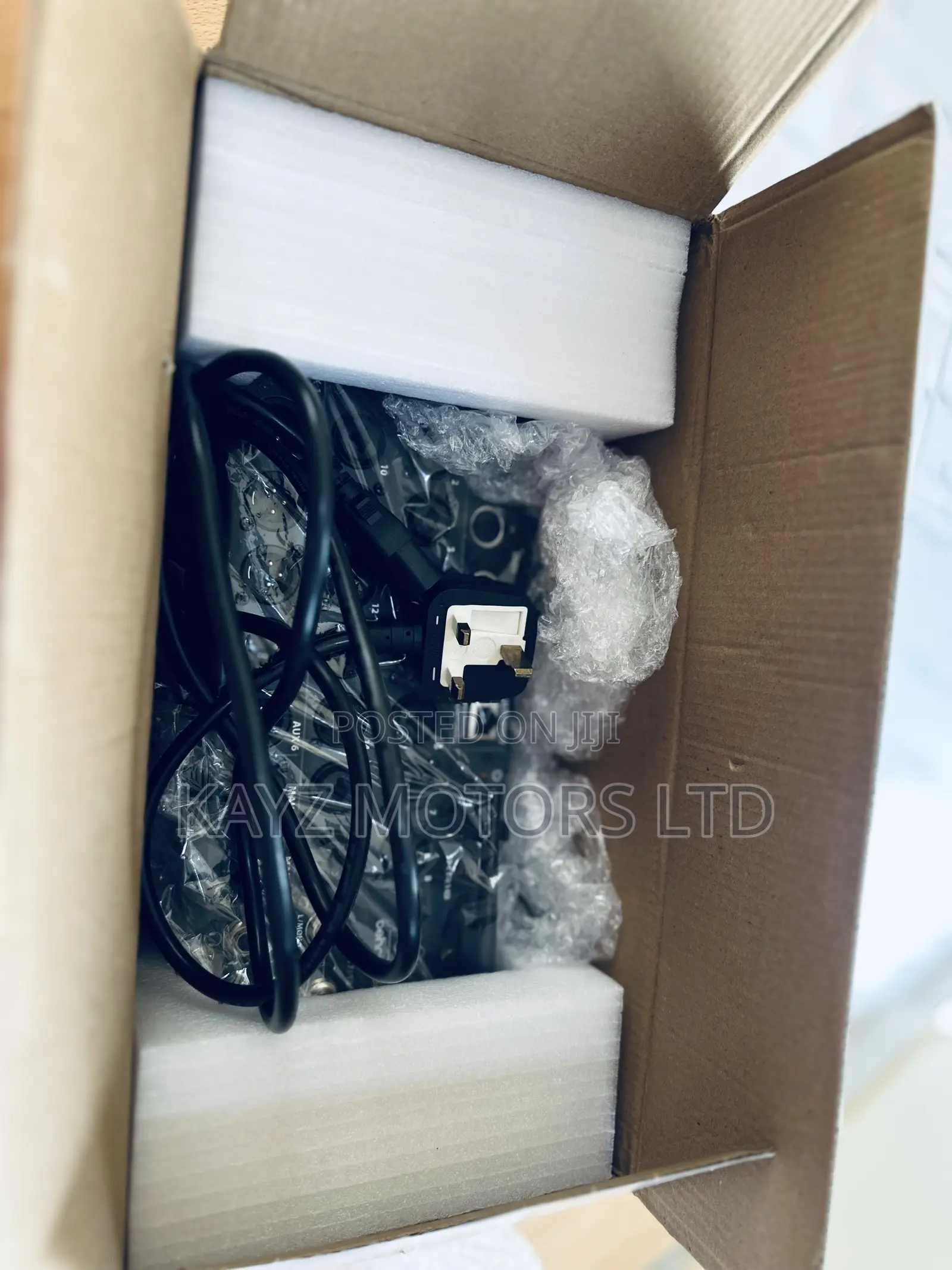 Behringer Xr 18 Digital Mixers From Uk