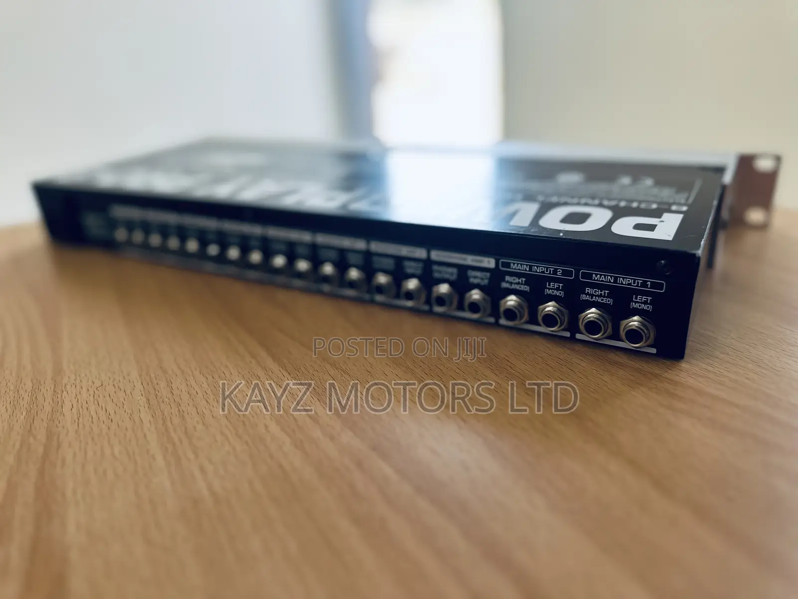 Behringer Power Play Headphone Amp