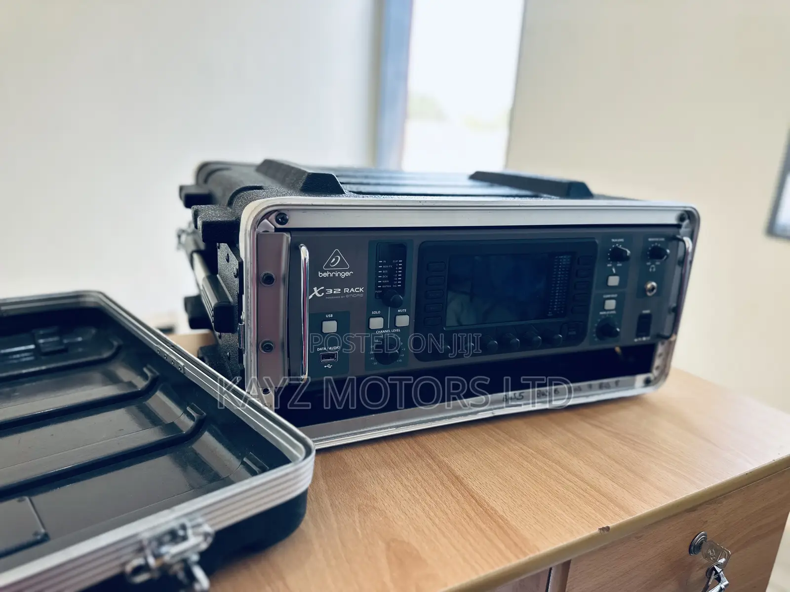 Behringer X32 Rack Digital Mixer With Flight Case