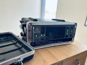 Behringer X32 Rack Digital Mixer With Flight Case