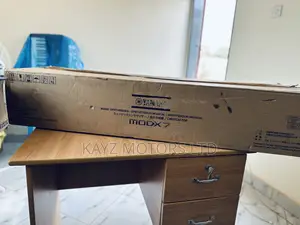 Yahama Mod X 7 Synthesizer Keyboard