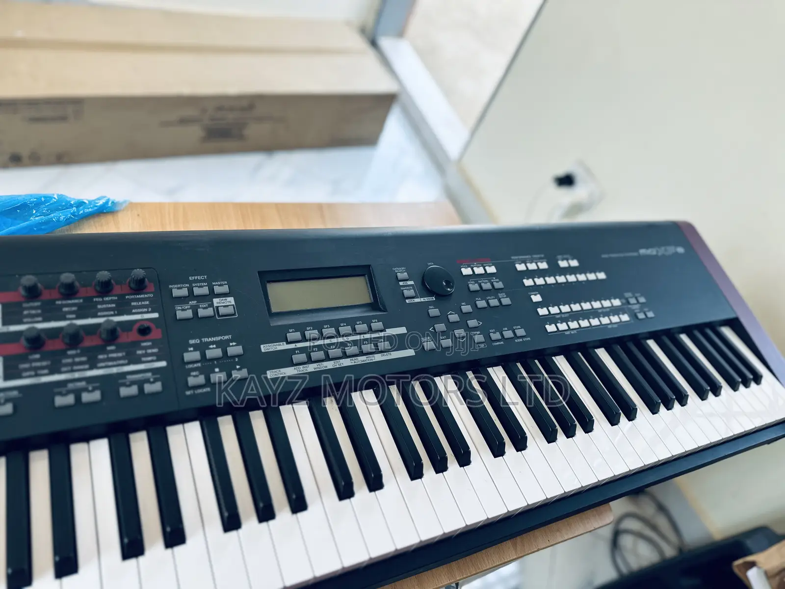 Yamaha Moxf8 Synthesizer Keyboard