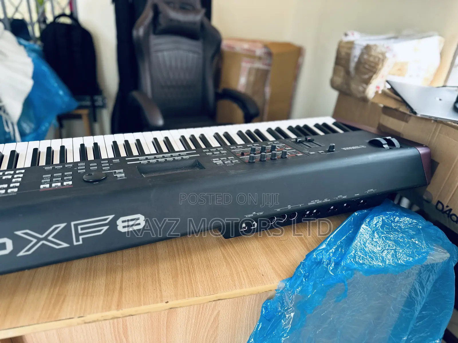 Yamaha Moxf8 Synthesizer Keyboard