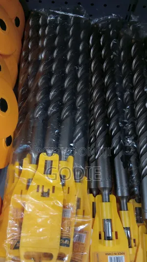 Epica Star Hammer Drill Bit With a 25mm Diameter and 350mm Length.