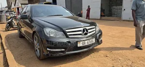 Mercedes-Benz C200 2013 Black
