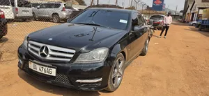 Mercedes-Benz C200 2013 Black