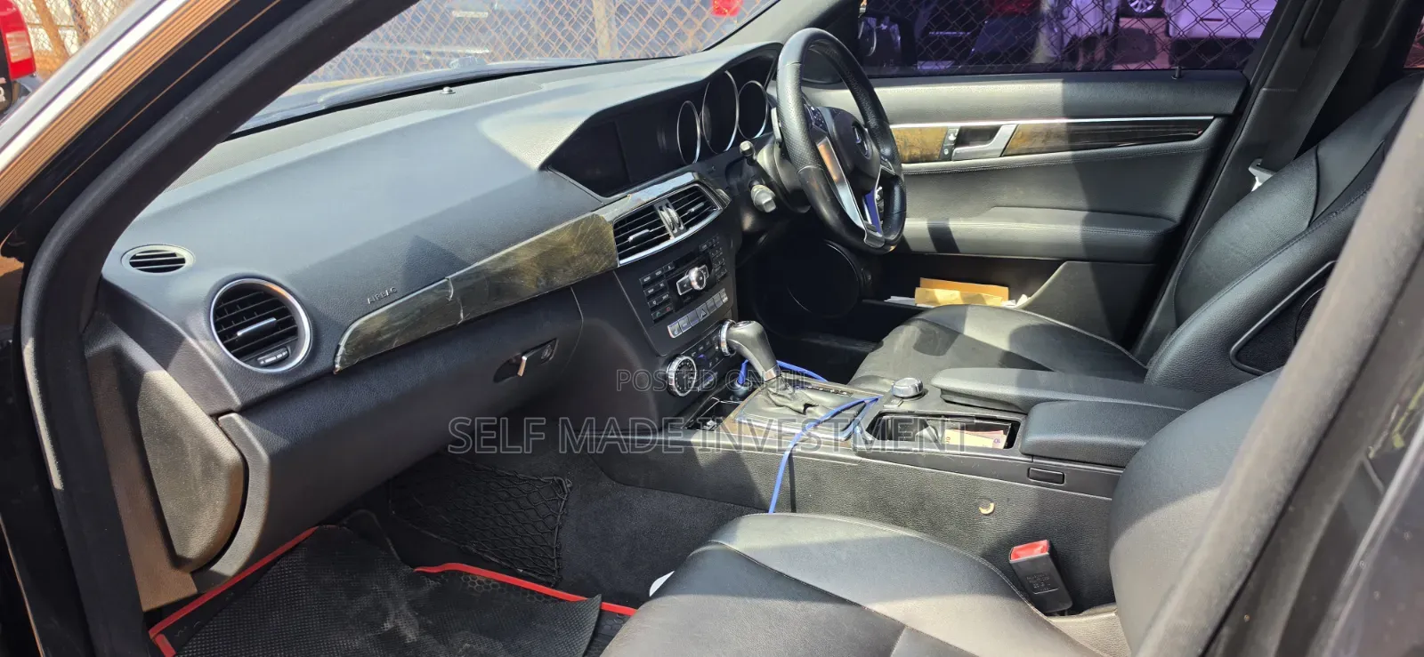 Mercedes-Benz C200 2013 Black