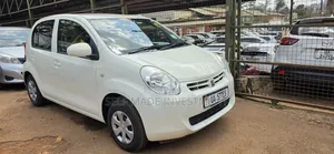 Toyota Passo 2015 White