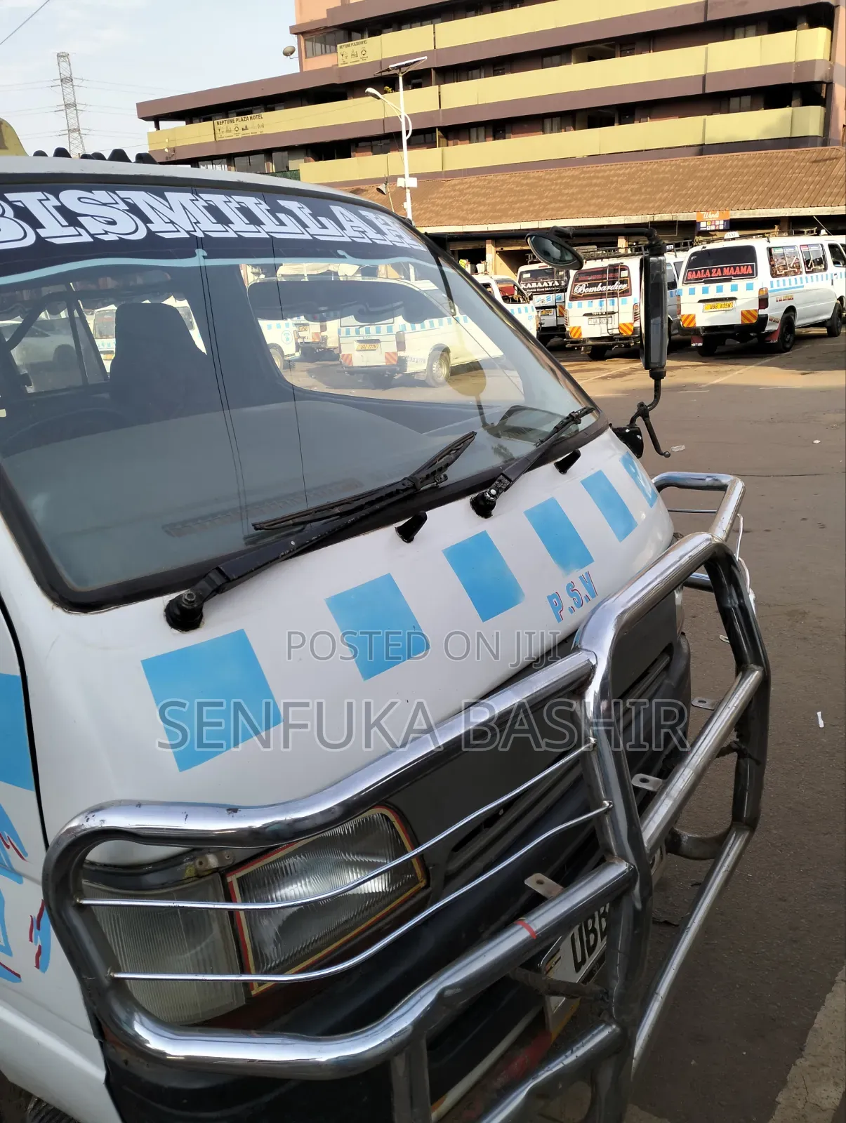 Toyota HiAce 2001 White