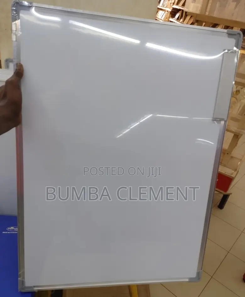 Golder White Board 50 X 70