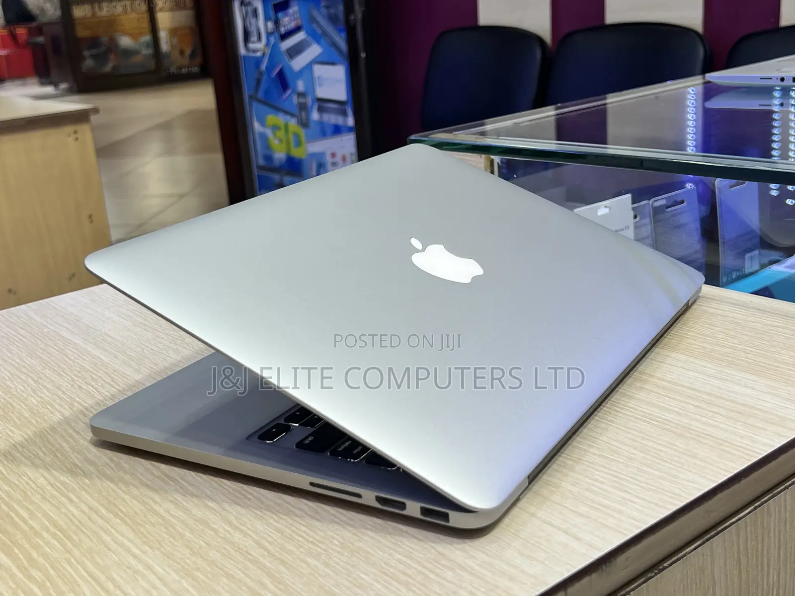 Laptop Apple MacBook Pro 2017 8GB Intel Core i5 SSD 256GB