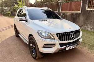 Mercedes-Benz M Class ML350 4MATIC 4dr SUV AWD (3.5L 6cyl 7A) 2014 White