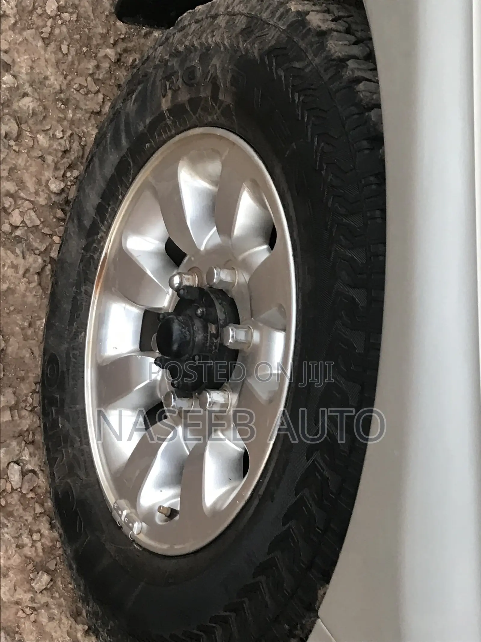 Toyota Regius 1998 Silver