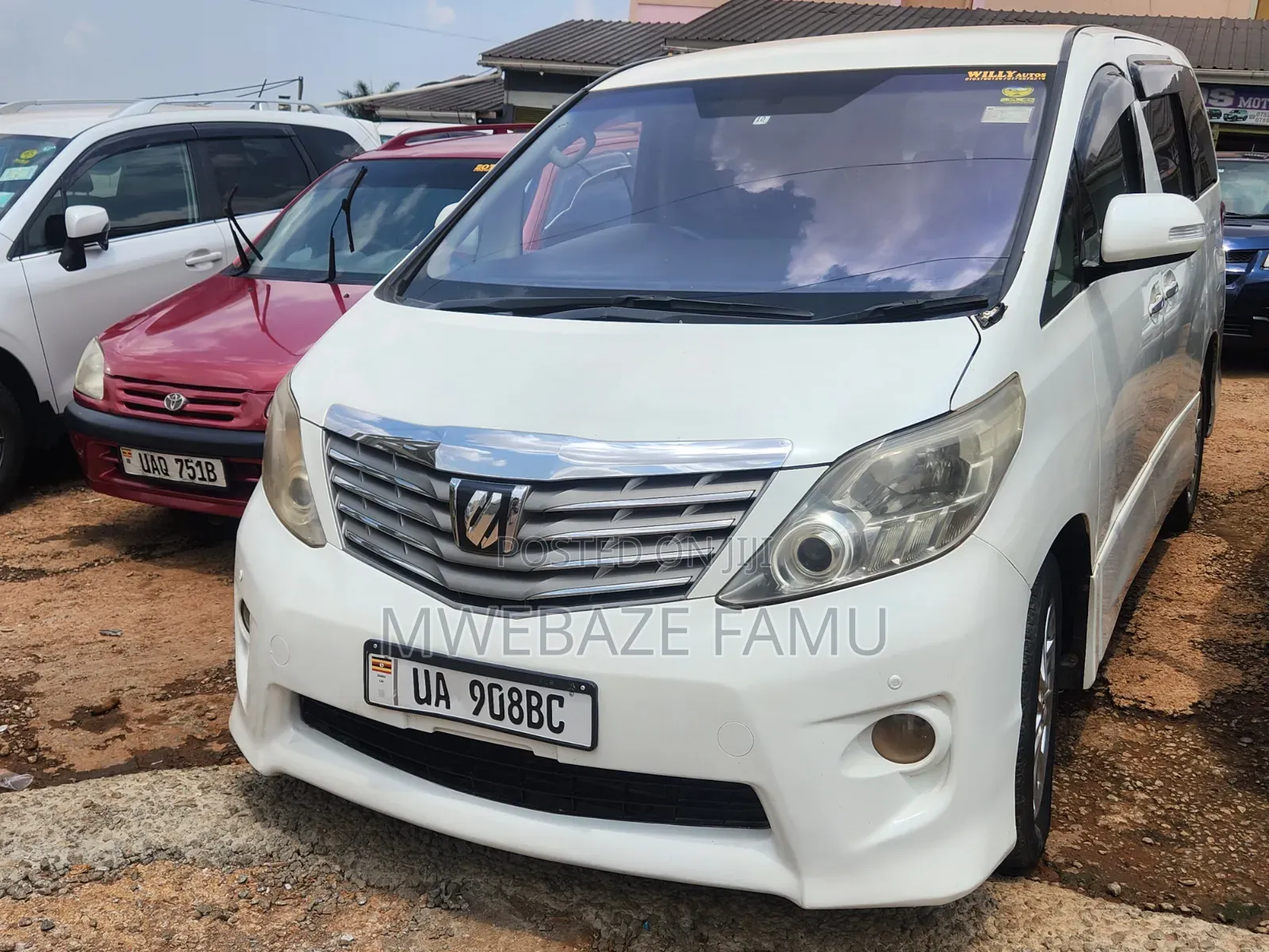 Toyota Alphard 2010