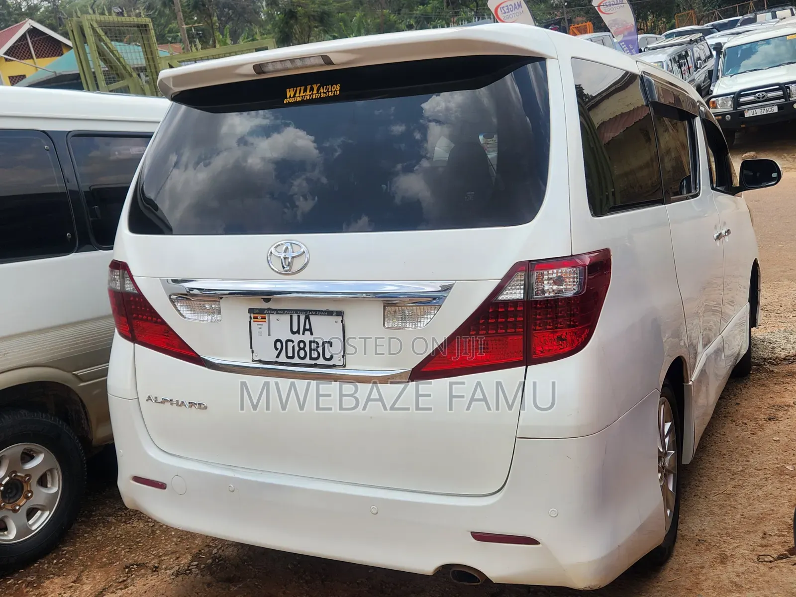 Toyota Alphard 2010