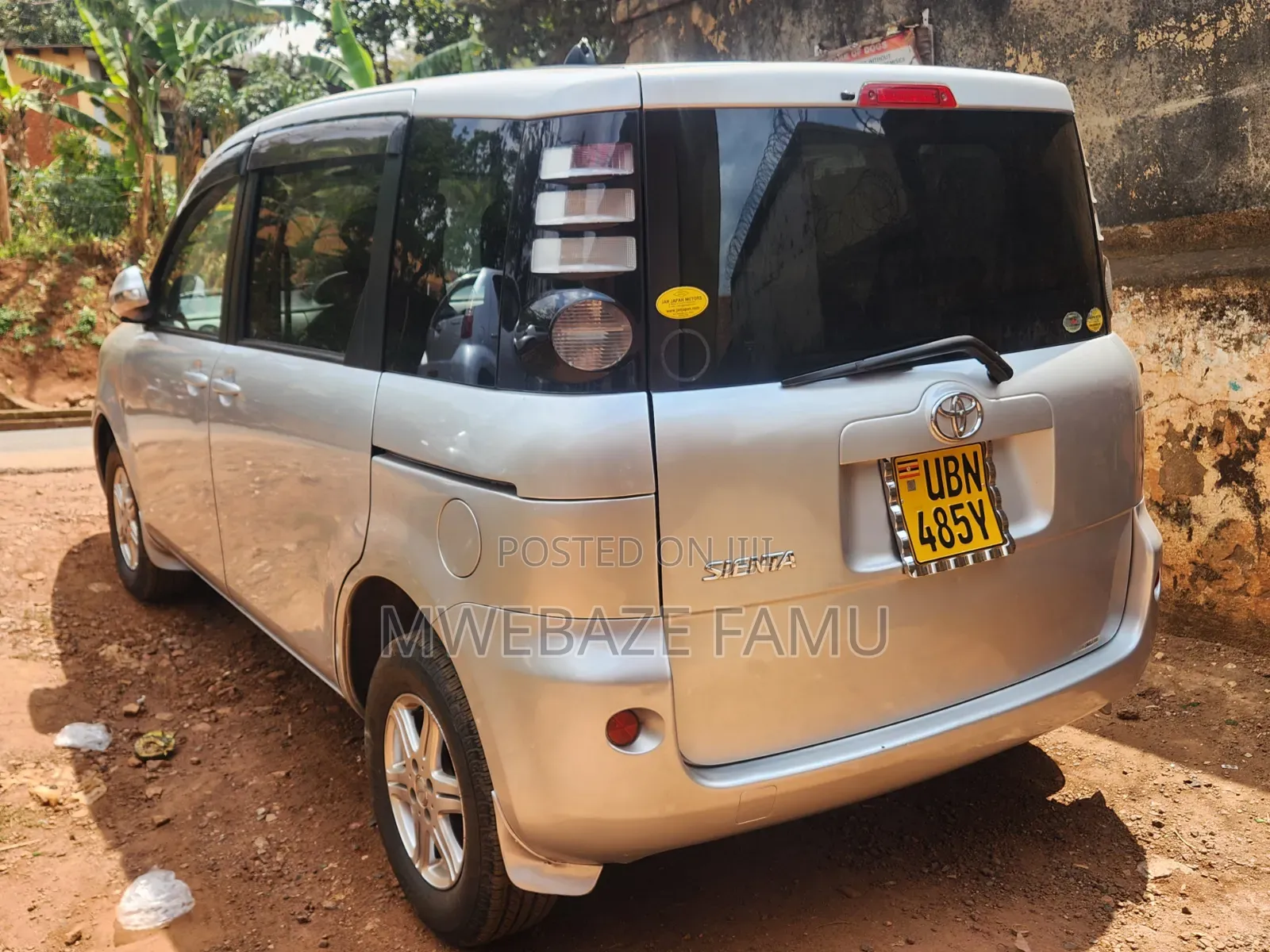 Toyota Sienta 2008 Silver