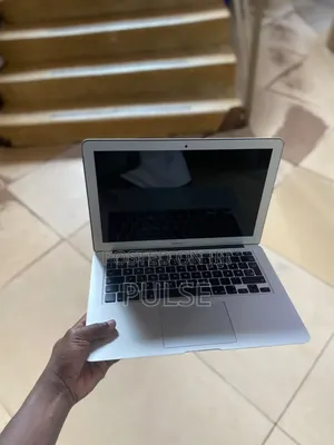 Laptop Apple MacBook Air 2015 8GB Intel Core i5 SSD 256GB