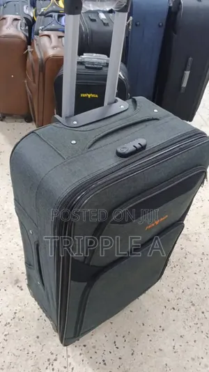 Feng Hua Large Softside Suitcase