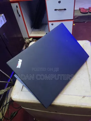 Laptop Lenovo ThinkPad X270 4GB Intel Core i5 SSD 128GB