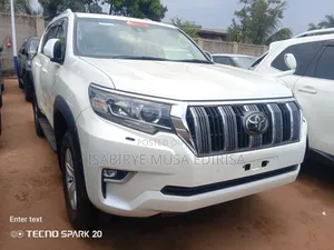 Toyota Land Cruiser Prado 2018 White