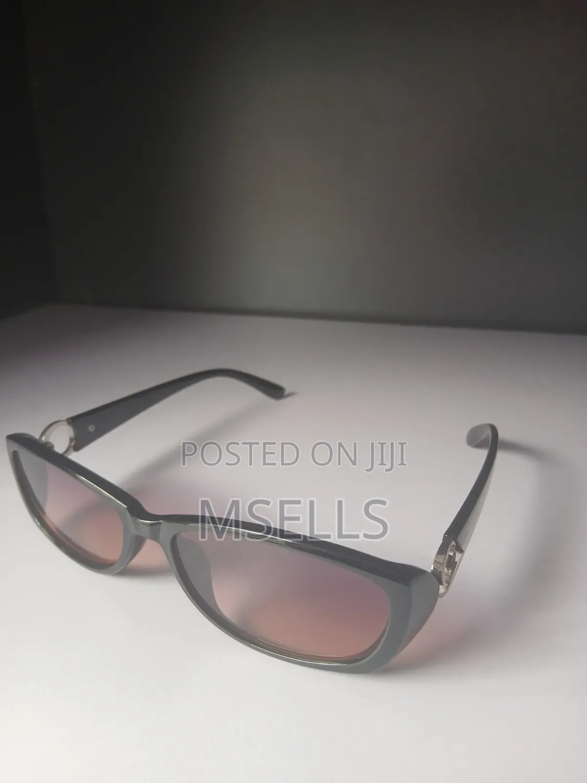 Thin Frame Rectangular Sunglasses