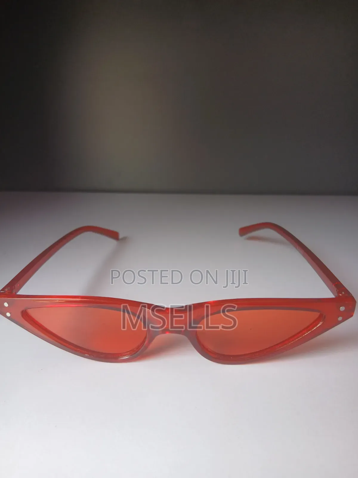 Jujuba Cat-Eye Sunglasses (Red)