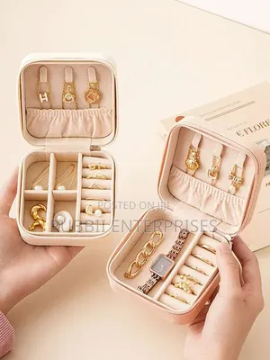 Portable Travel Mini Jewelry Box